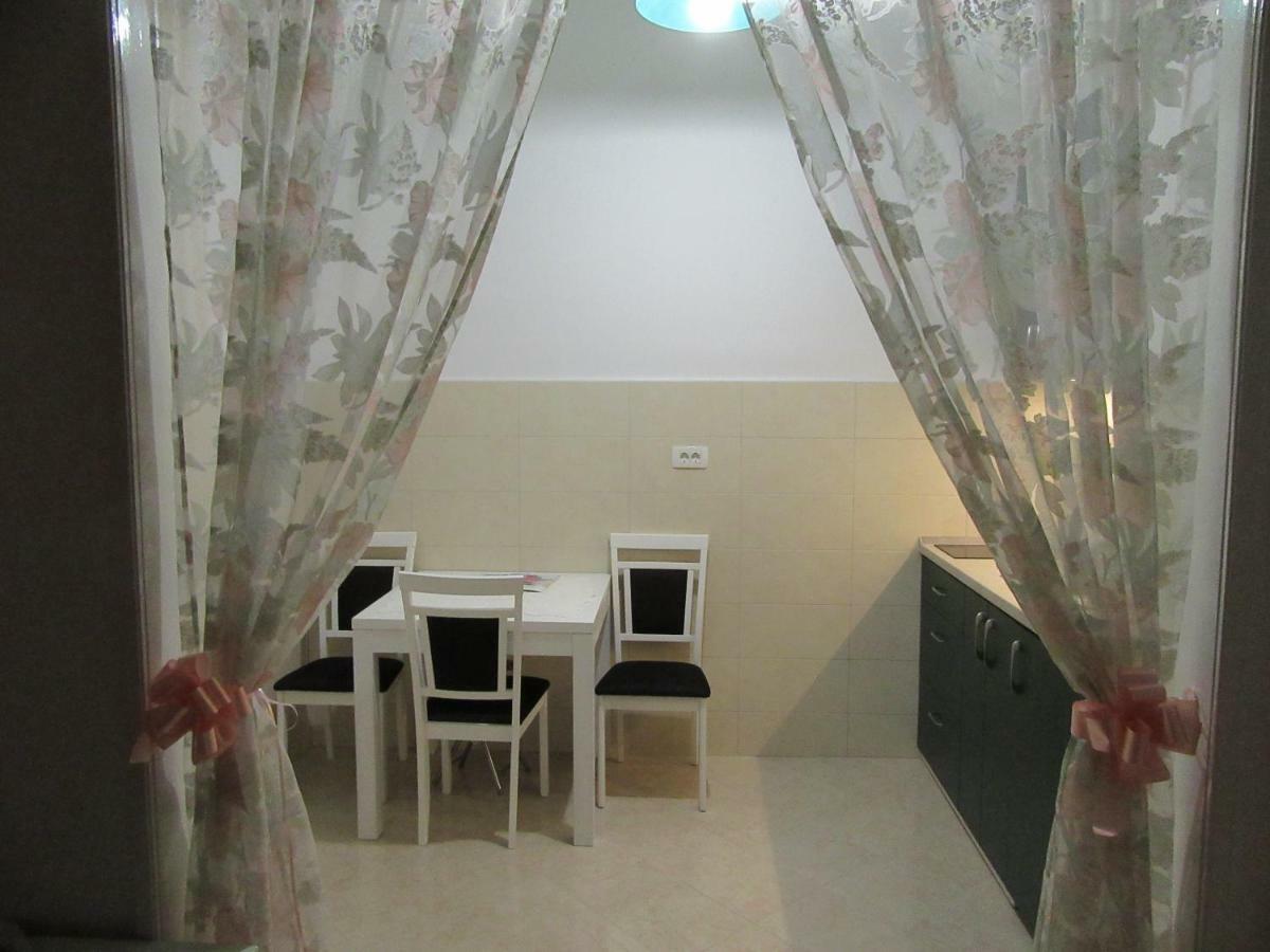 شقة Apartman Romeo غييكا المظهر الخارجي الصورة